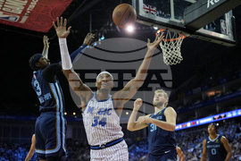 Britain Magic Grizzlies Basketball