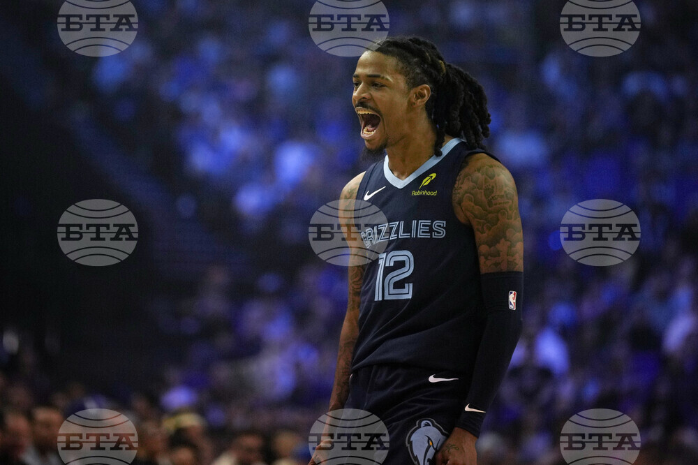 Britain Magic Grizzlies Basketball