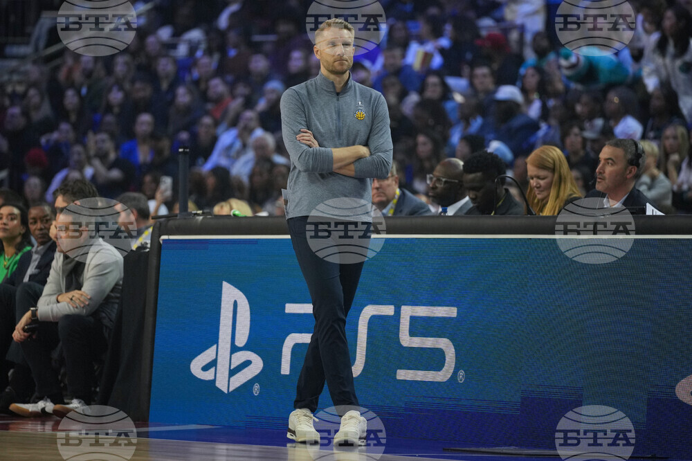 Britain Magic Grizzlies Basketball