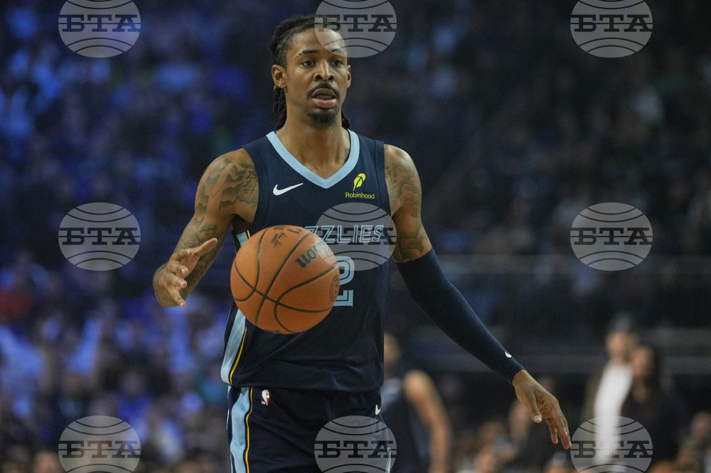 Britain Magic Grizzlies Basketball