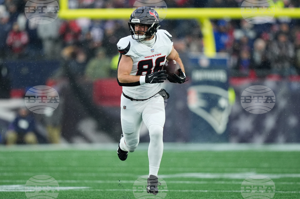 Texans Patriots Football