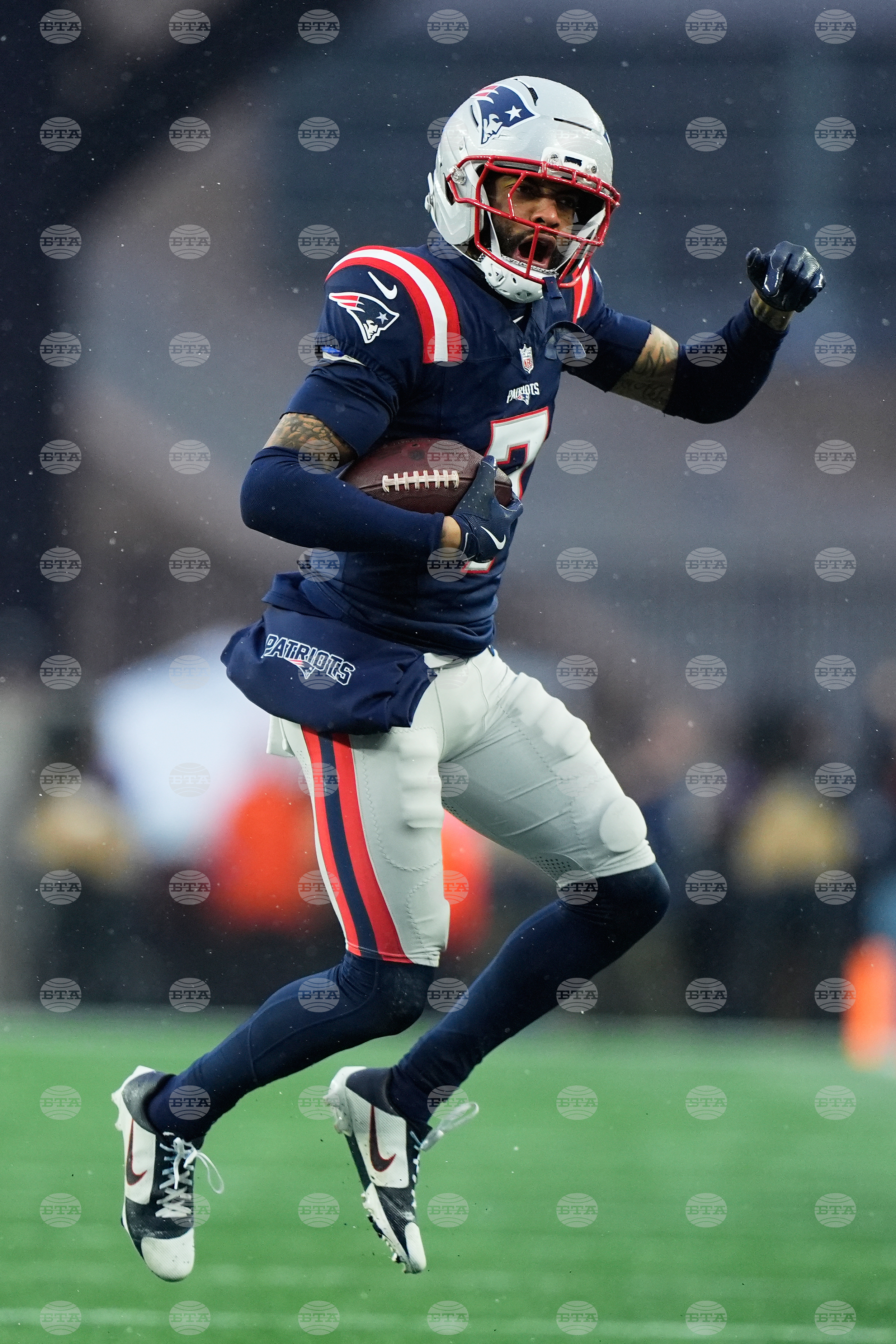 Texans Patriots Football