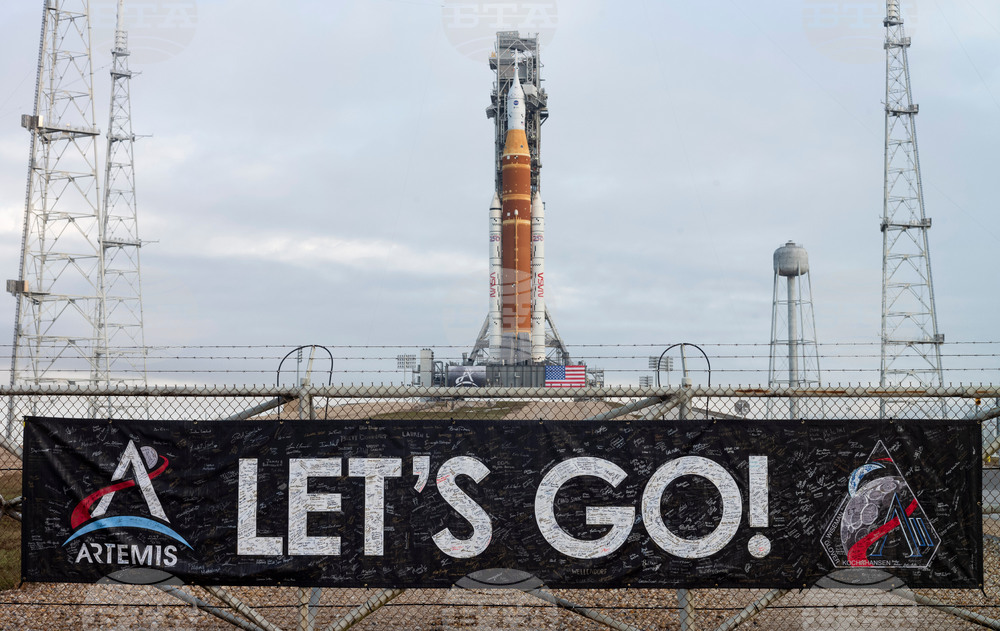 НАСА отложи старта на първата пилотирана мисия около Луната от програмата "Артемис"