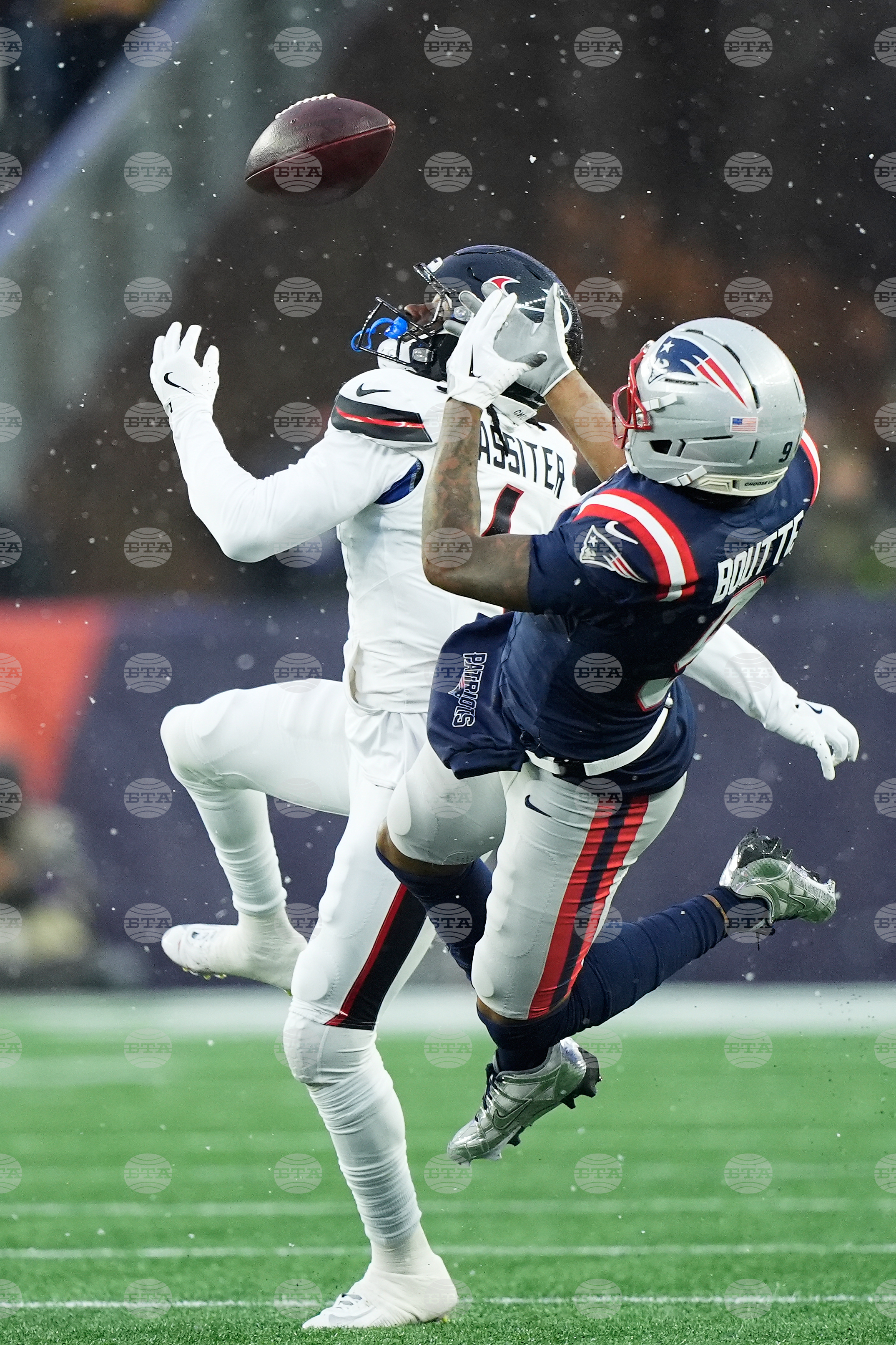 Texans Patriots Football