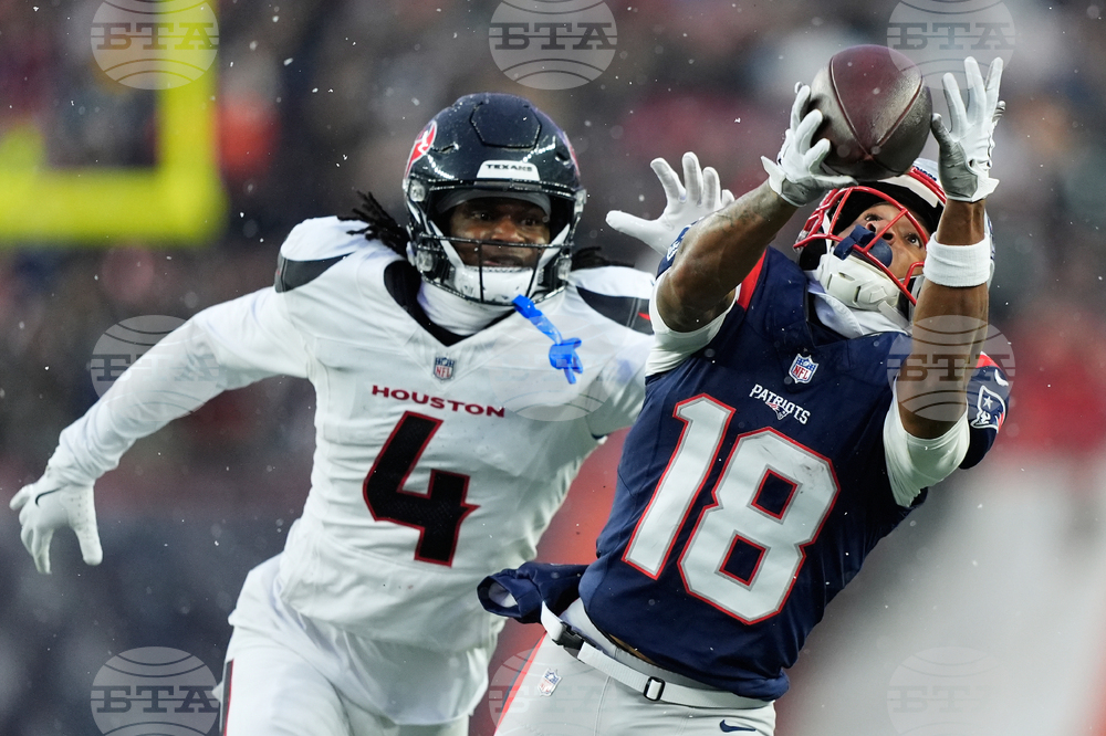 APTOPIX Texans Patriots Football