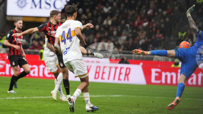 Милан стигна до три точки в домакинството си на Лече