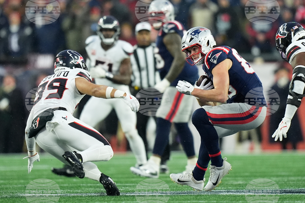 Texans Patriots Football