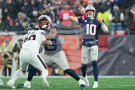 Texans Patriots Football