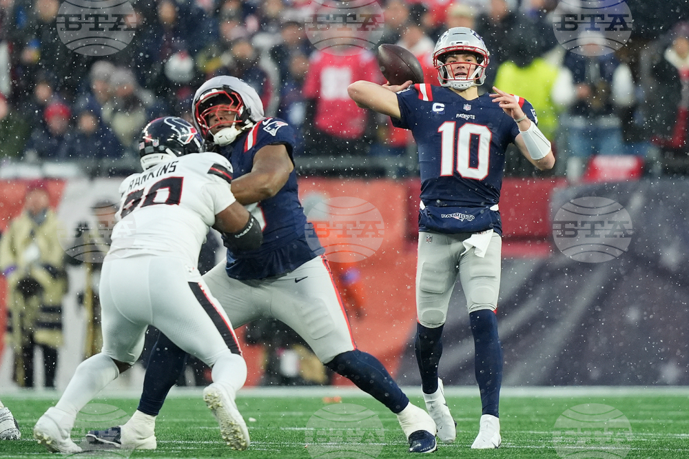 Texans Patriots Football