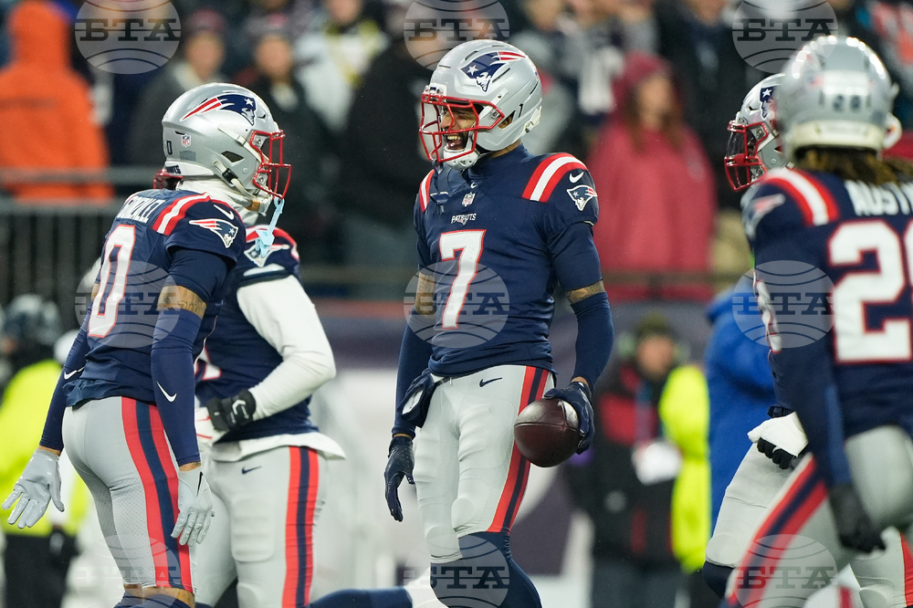 Texans Patriots Football