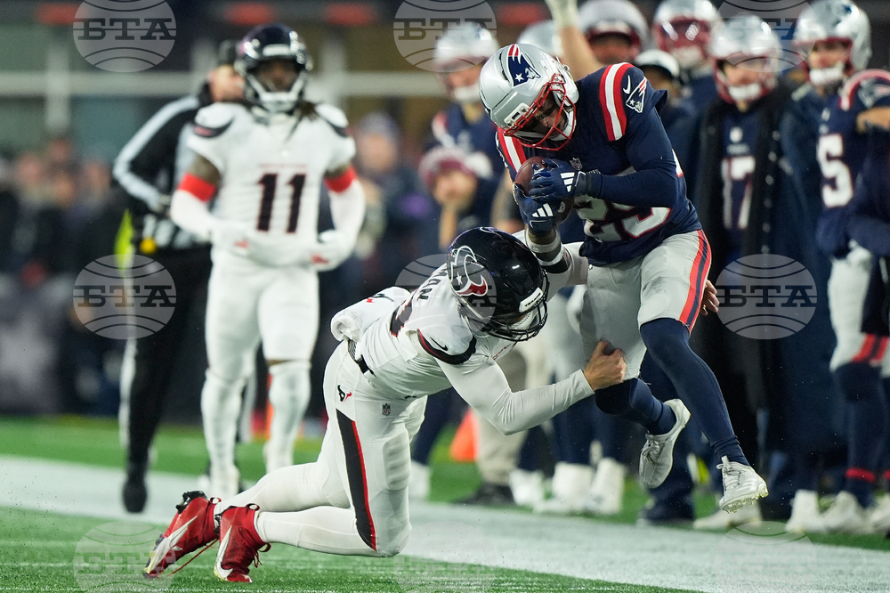 Texans Patriots Football