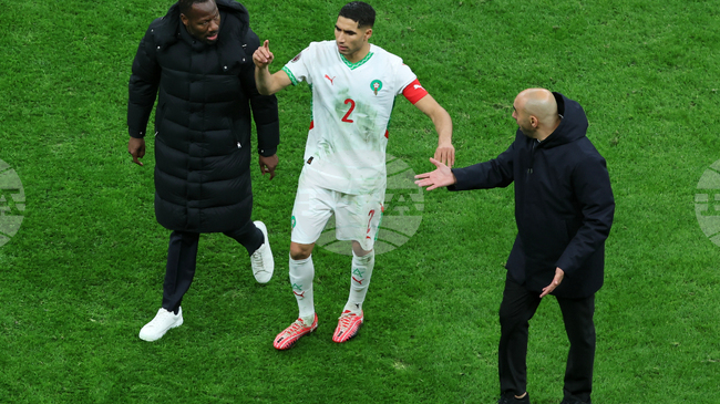 Треньорът на Сенегал Пап Тиау беше осмян от марокански журналисти на пресконференцията след финала на КАН и си тръгна