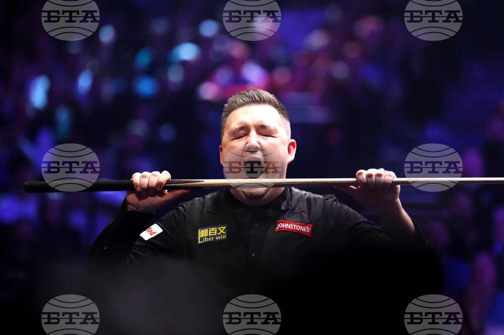 APTOPIX Britain Snooker