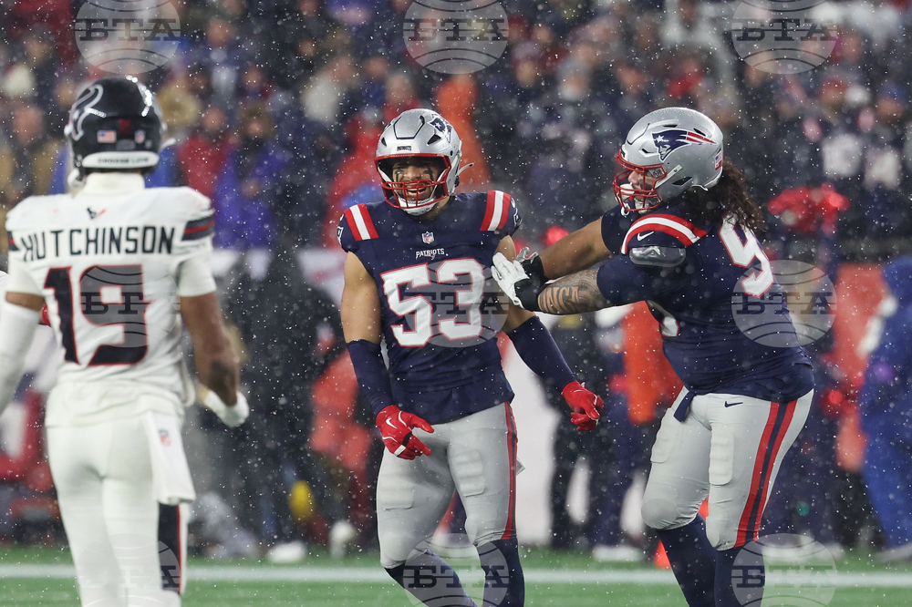 Texans Patriots Football