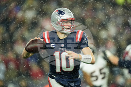 Texans Patriots Football