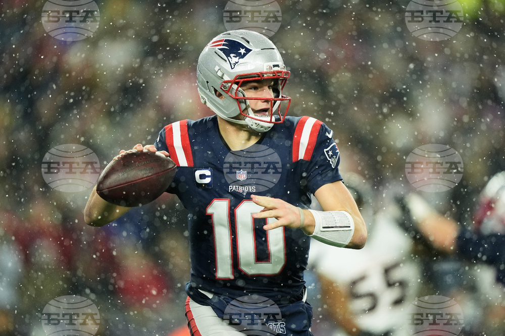 Texans Patriots Football