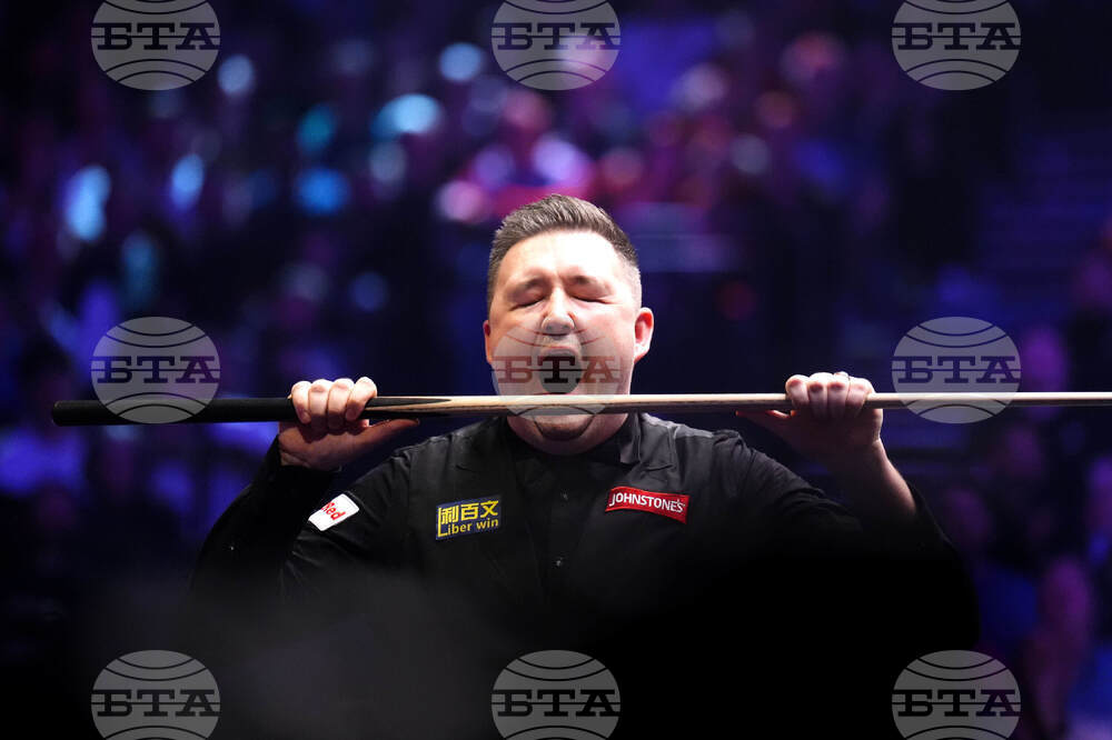 APTOPIX Britain Snooker