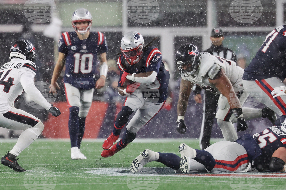 Texans Patriots Football