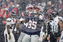 APTOPIX Texans Patriots Football