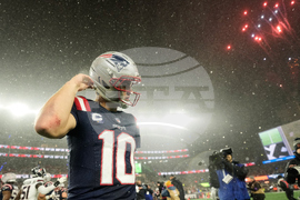 Texans Patriots Football