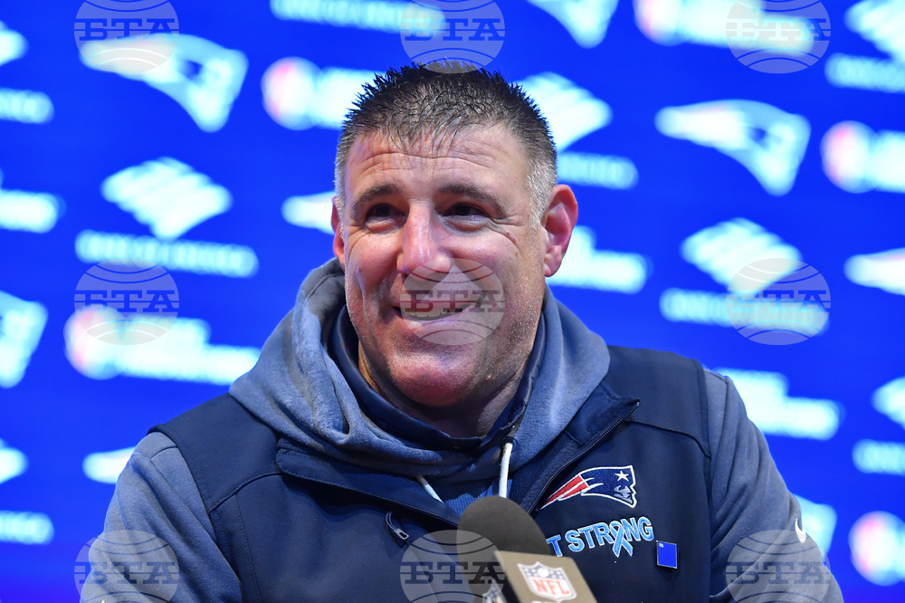 Texans Patriots Football