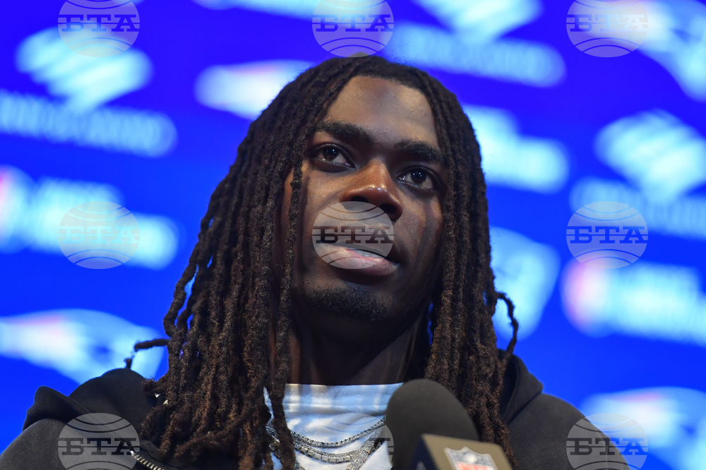 Texans Patriots Football