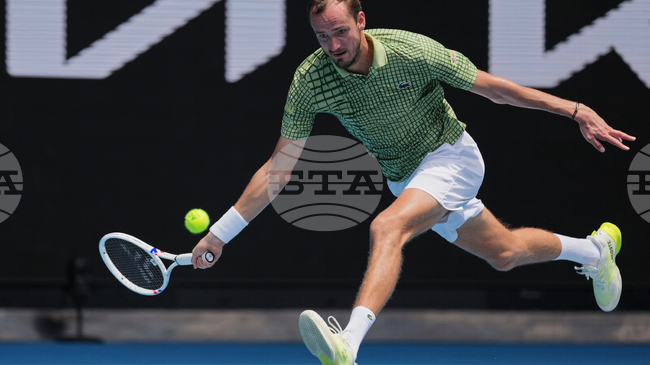 Руският тенисист Даниил Медведев няма планове да играе за друга държава