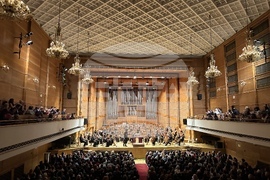 Joshua Bell Performs with Sofia Philharmonic in Sofia's Bulgaria Hall