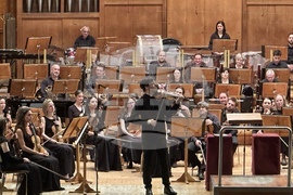 Joshua Bell Performs with Sofia Philharmonic in Sofia's Bulgaria Hall