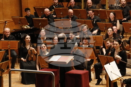 Joshua Bell Performs with Sofia Philharmonic in Sofia's Bulgaria Hall