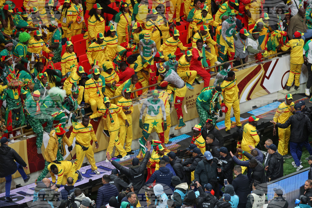 Африканската футболна конфедерация осъди инцидентите по време на финала между Мароко и Сенегал
