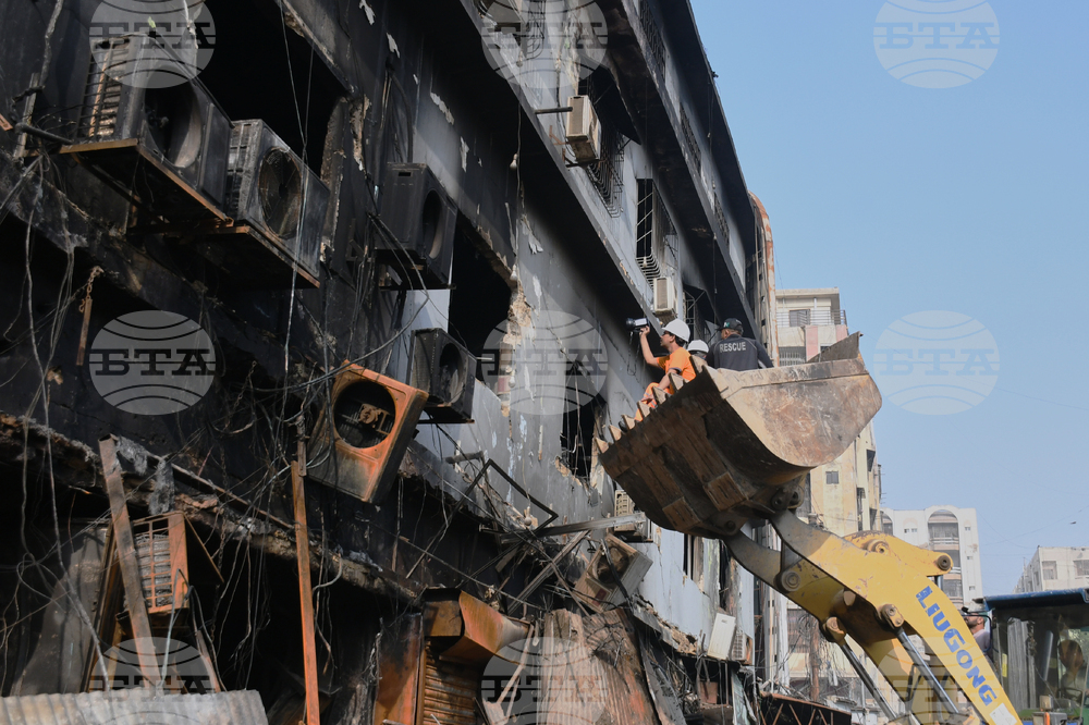 Pakistan Shopping Plaza Fire