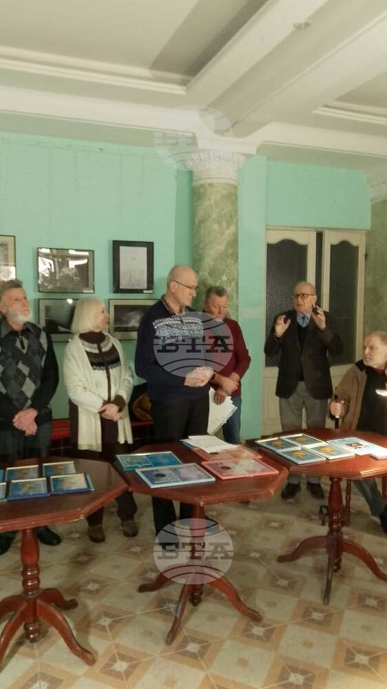 Изложба под надслов „Снимка на годината“ бе открита в Българския културен дом в Одеса