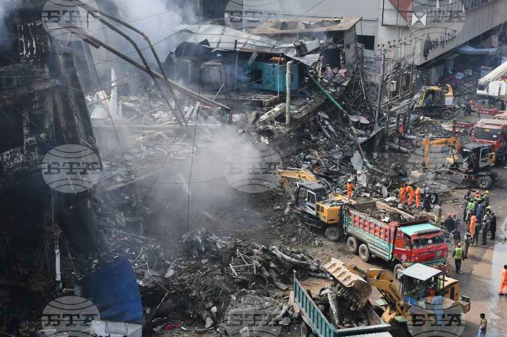 Pakistan Shopping Plaza Fire