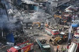 Pakistan Shopping Plaza Fire
