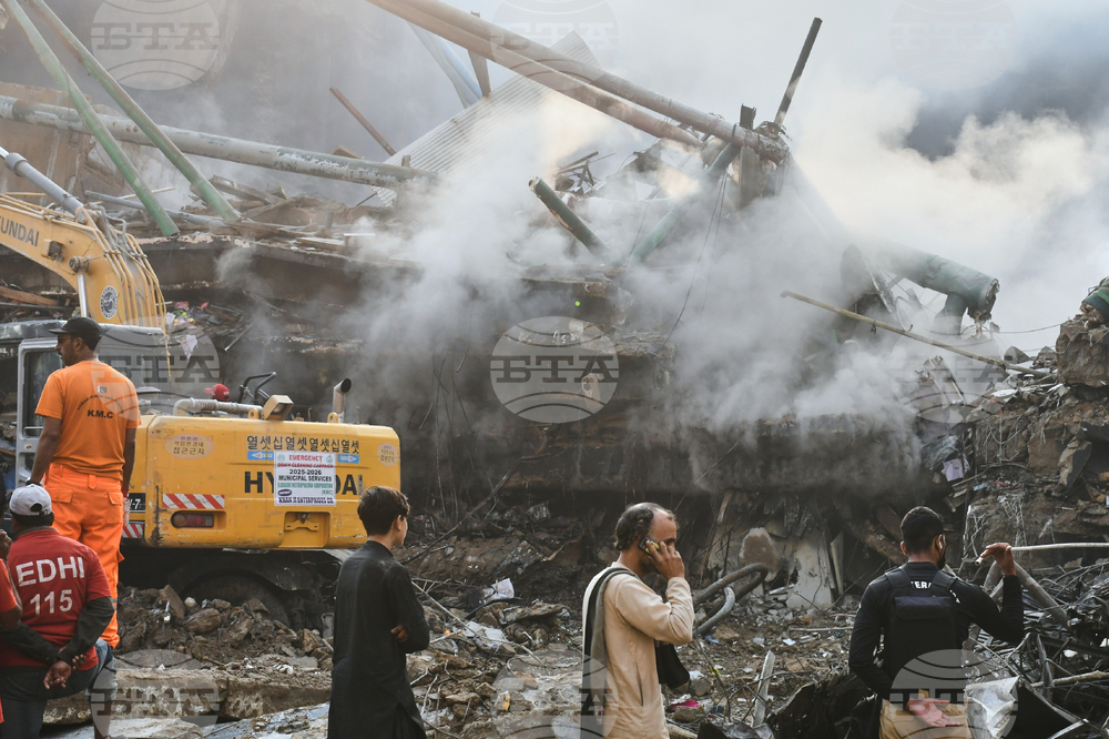 Pakistan Shopping Plaza Fire