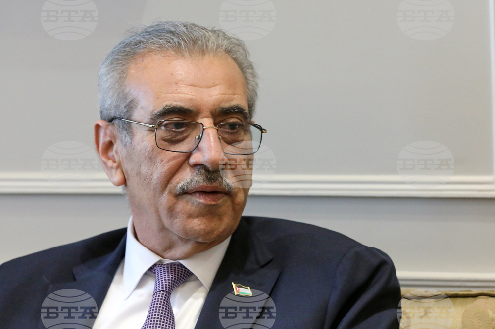 Ръководителят на временната администрация на ивицата Газа пристигна във Вашингтон за срещата на Съвета за мир