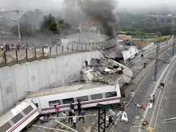 Spain Train Crash Glance