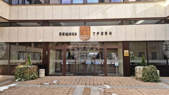 Служители на „Информационно обслужване“ ще помагат на жители на Троян да се запознаят с възможностите на приложението „еЗдраве“