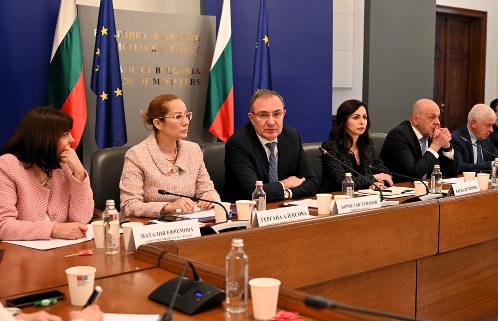 Tripartite Council Debates Introduction of Multi-Fund Model in Supplementary Pension Insurance