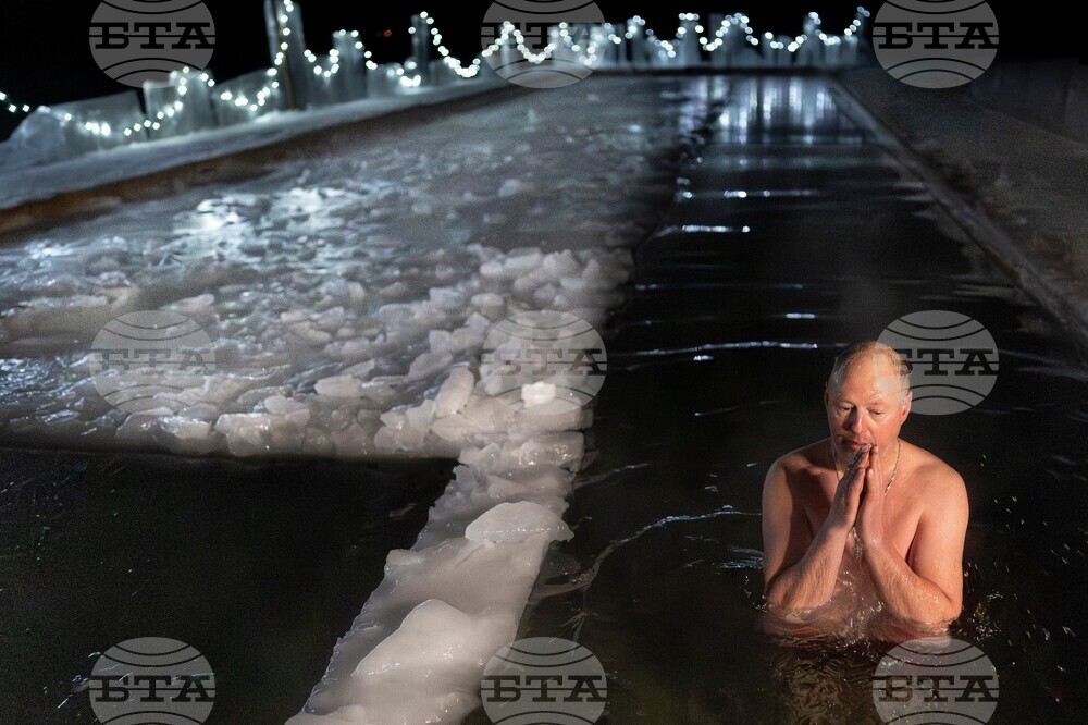 APTOPIX Lithuania Orthodox Epiphany