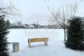 Търговище - езеро „Борово око“ - заледена повърхност