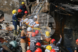 Pakistan Shopping Plaza Fire