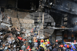 Pakistan Shopping Plaza Fire