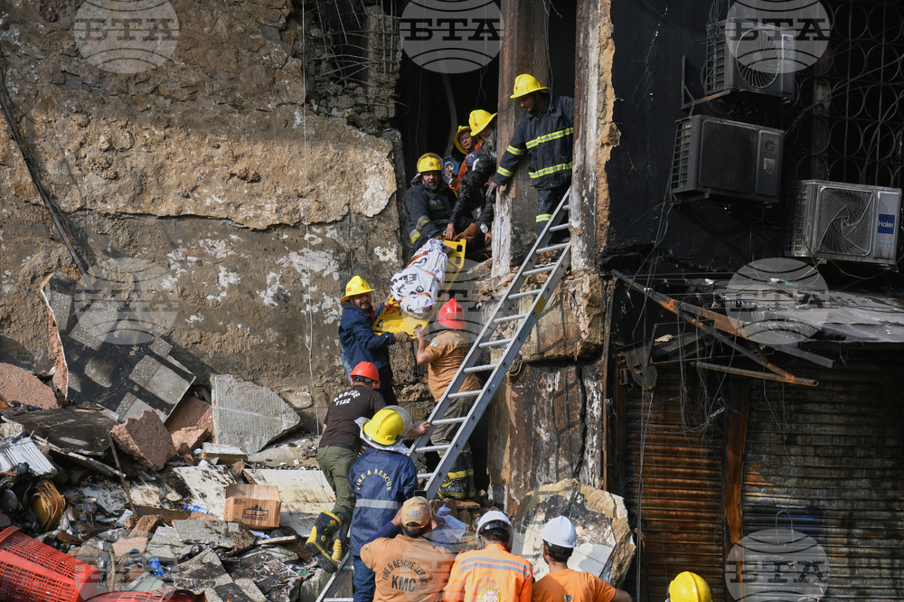 Pakistan Shopping Plaza Fire