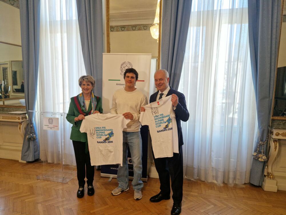  Zamfirov Urges Tempered Expectations for Bulgaria Ahead of Milano Cortina Games