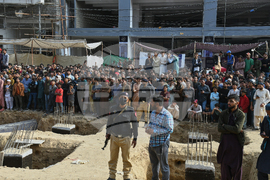 Pakistan Shopping Plaza Fire