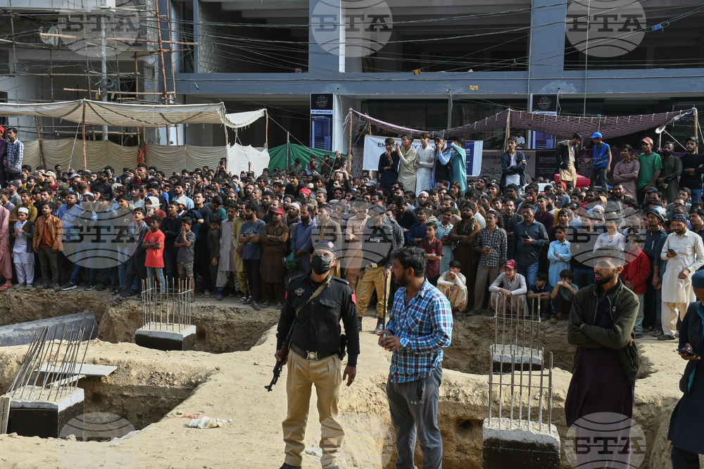 Pakistan Shopping Plaza Fire