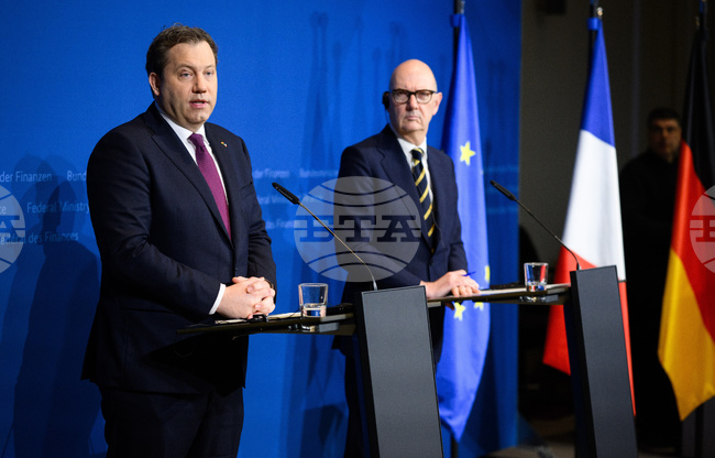 Берлин отхвърля „неприемливата“ митническа заплаха на Доналд Тръмп в спора за Гренландия