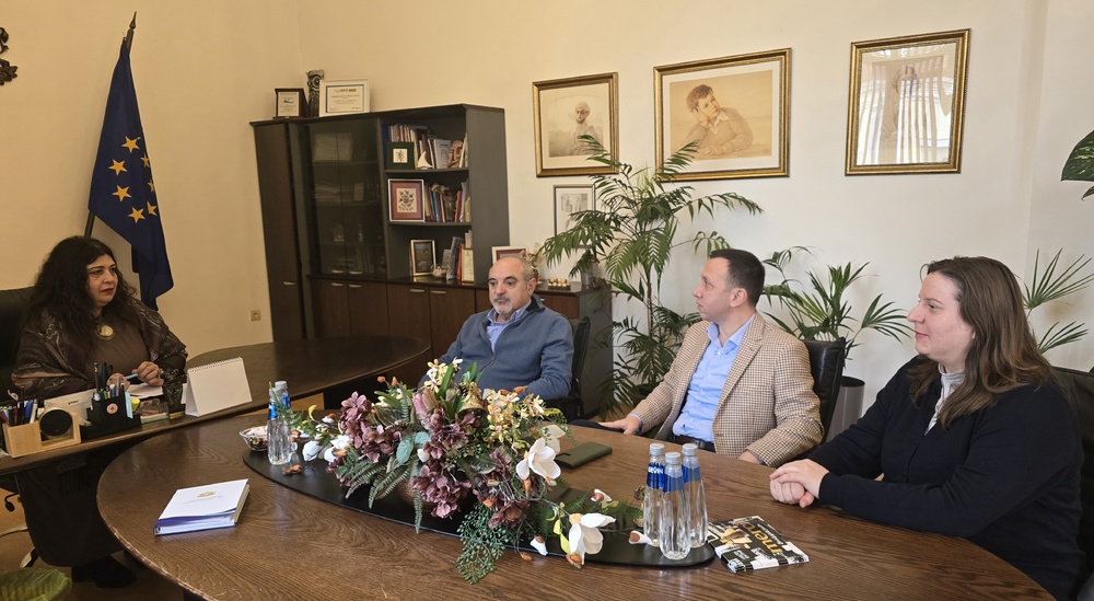 Областна администрация Варна: Партньорство по социално чувствителни теми в името на здравето и живота на хората, обсъдиха областният управител и БЧК - Варна